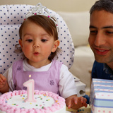 【女の子編】1歳の誕生日の祝い方は？？人気のおすすめプレゼント18選！！