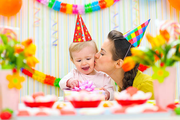 子どもの初めての誕生日 お祝いのマナーやプレゼントのランキングを紹介 Michill ミチル