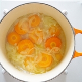 離乳食初期からOKの野菜スープ｜基本の作り方とアレンジレシピ【管理栄養士監修】