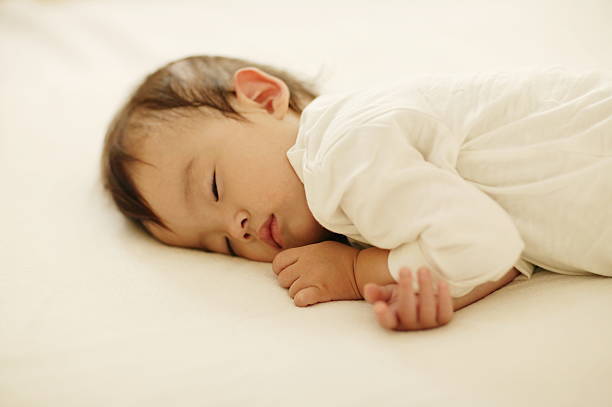 赤ちゃん 夜中 寝る 方法