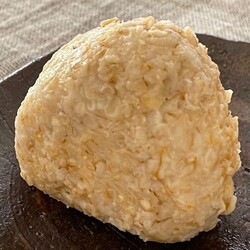 オートミールのおにぎりをお米と比較。味、栄養面、作り方も徹底解説