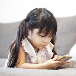 どんなときに子どもにデジタル機器を使わせてる？ 使わせていない理由は？