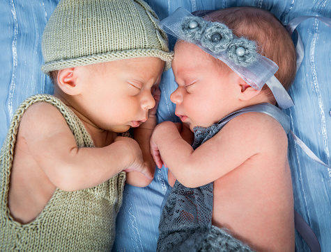 医師監修 双子出産まとめ 自然分娩できる 気になる費用は マイナビウーマン子育て