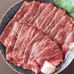 北海道新ひだか町ふるさと納税返礼品・ブランド牛「みついし牛 すき焼き用モモ肉」とは? 