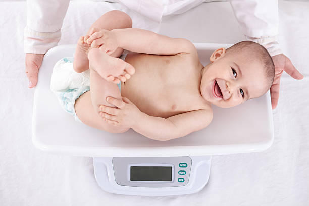 医師解説 赤ちゃんの体重は 新生児 1歳までの体重の目安