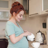 【助産師解説】ウーロン茶のカフェイン含有量！妊婦はどのくらい飲んでもOK？