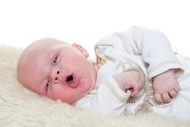 医師監修 赤ちゃんの痰 原因と出し方は 喉がゴロゴロするのはなぜ