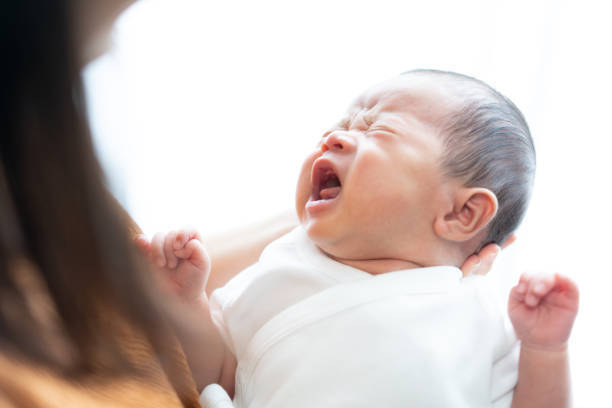 医師監修 赤ちゃんの泣き声がつらい 赤ちゃんが泣く理由と対処法
