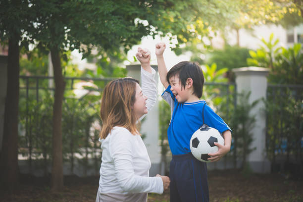 子供にサッカーの習い事をさせるメリット デメリットは マイナビ子育て