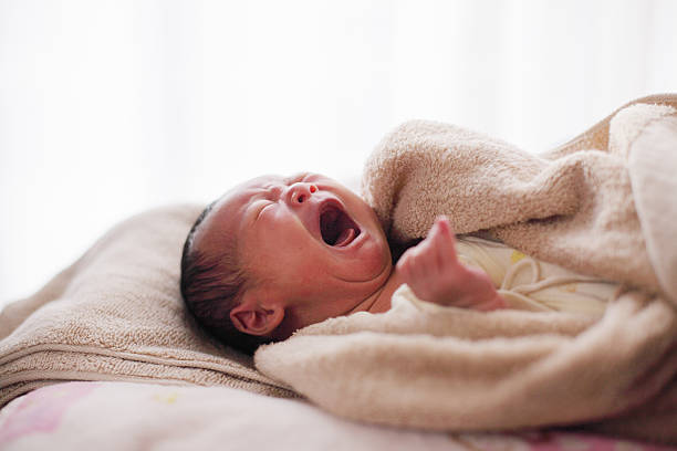 助産師解説 新生児が夜泣き 夜泣く原因と対策 ママ体験談 マイナビ子育て