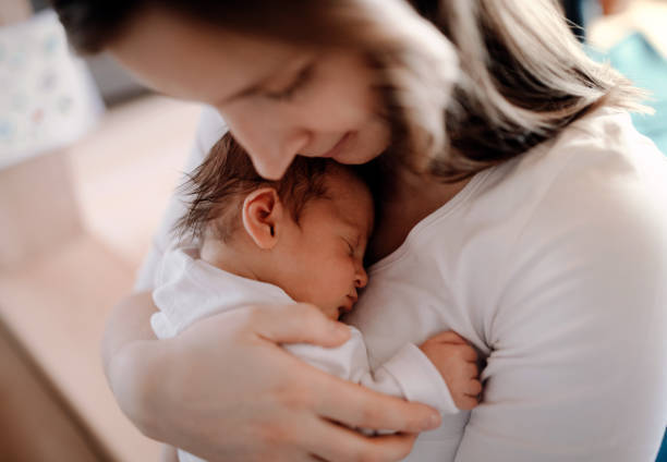 助産師解説 授乳時間が長い 短い 授乳時間の目安 原因と対処法 マイナビ子育て