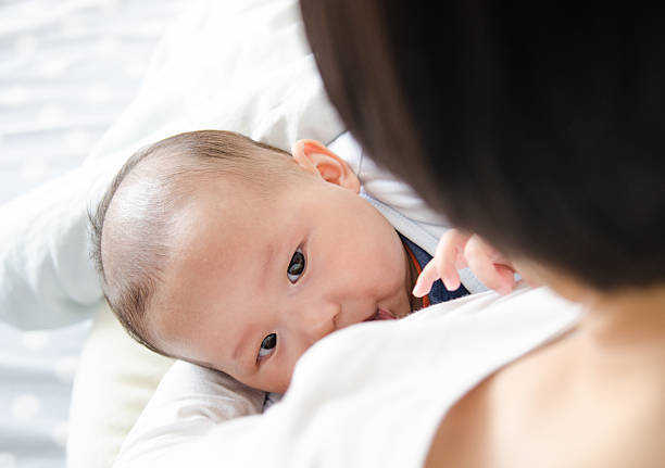 助産師解説 授乳時間が長い 短い 授乳時間の目安 原因と対処法 マイナビ子育て