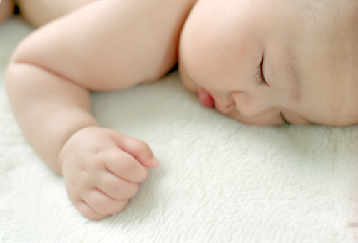 生後2ヶ月の赤ちゃんの体重と増え方 太ってる 増えない場合の対処法 マイナビ子育て