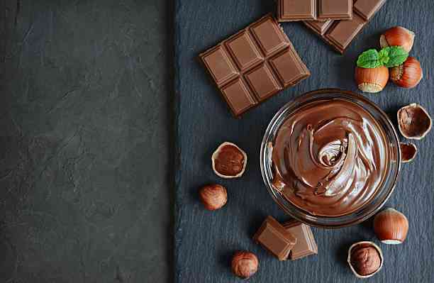 助産師解説 授乳中にチョコレートはok カフェイン量や乳腺への影響と食べ方のポイント マイナビ子育て