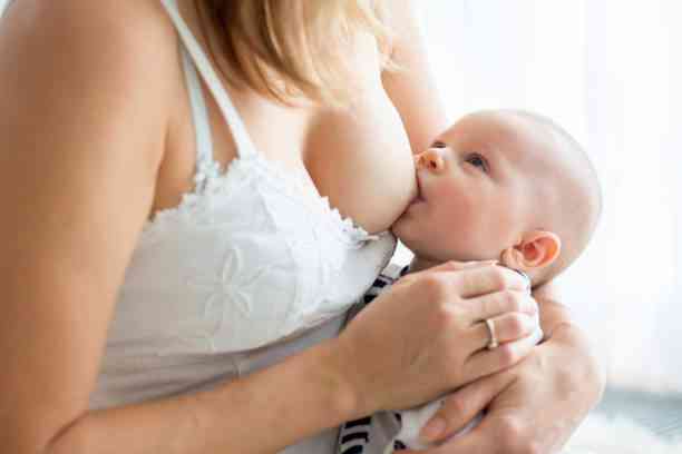 助産師監修 授乳のとき乳首が痛い 授乳を苦痛にする5つの要因とセルフケア マイナビ子育て