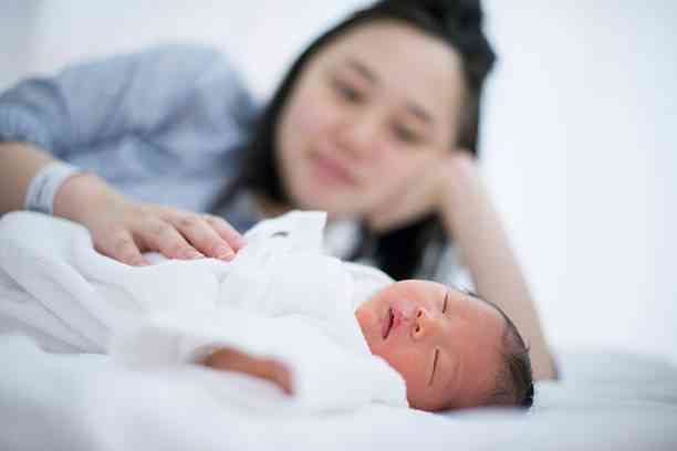 医師解説 新生児の赤ちゃんに枕はいらない 使い方のポイントと注意点 マイナビ子育て
