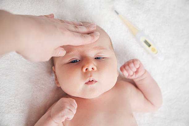 【医師監修】赤ちゃんの体温の特徴は？SIDSの防ぎ方と発熱の目安