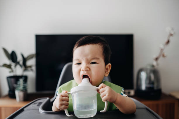 医師監修 赤ちゃんの痰 原因と出し方は 喉がゴロゴロするのはなぜ マイナビウーマン子育て