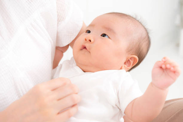 生後4ヶ月 で離乳食を開始していい スタートの目安は 管理栄養士監修 マイナビウーマン子育て 離乳食のスタートは 赤ちゃんの成長が感じ ｄメニューニュース Nttドコモ