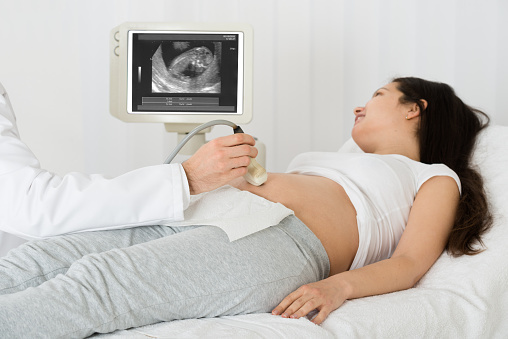 医師監修 妊娠27週の3つの注意点 胎児の胎動の様子とは Michill ミチル
